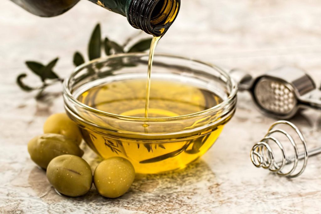 Olivenöl liefert wichtige Fettsäuren