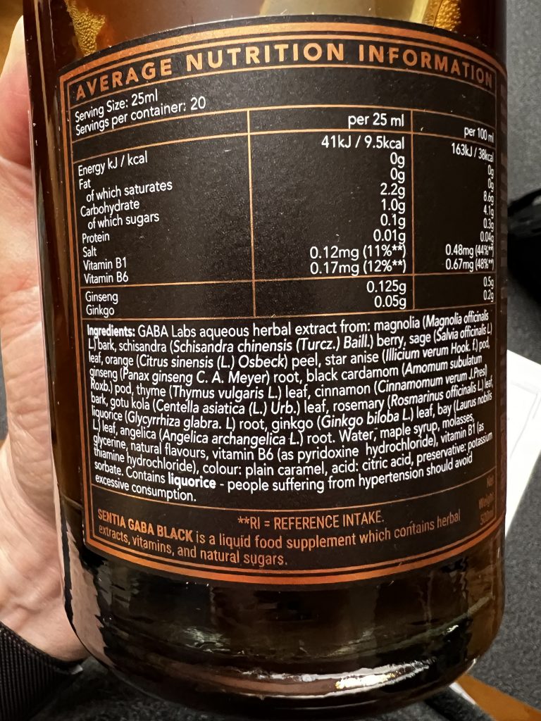 Sentia-Test: So schmeckt und wirkt der Alkoholersatz 14 Sentia Black - was drin ist