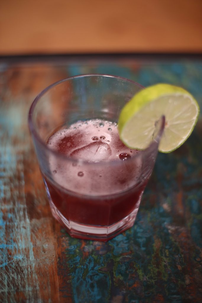 Beste alkoholfreie Getränke 2026: Top 15 Drinks mit Rezepten & Tests 9 Sentia mit Tonic Water